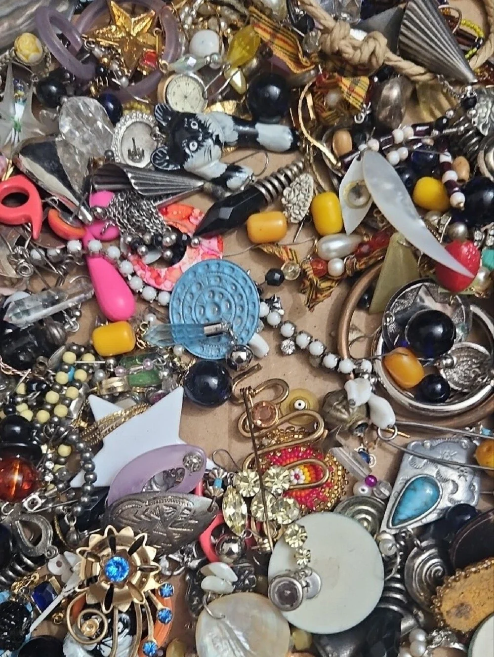 Bundola sorted jewelry for jewelry making over two pounds